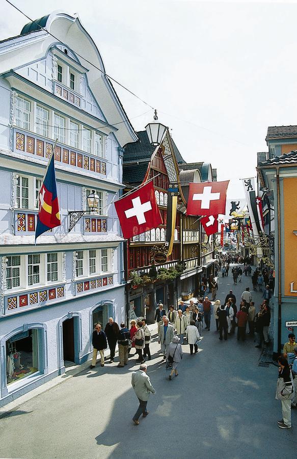Hotel Landhaus Säntis Herisau Exterior foto
